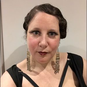 Meet your Posher, Jenny